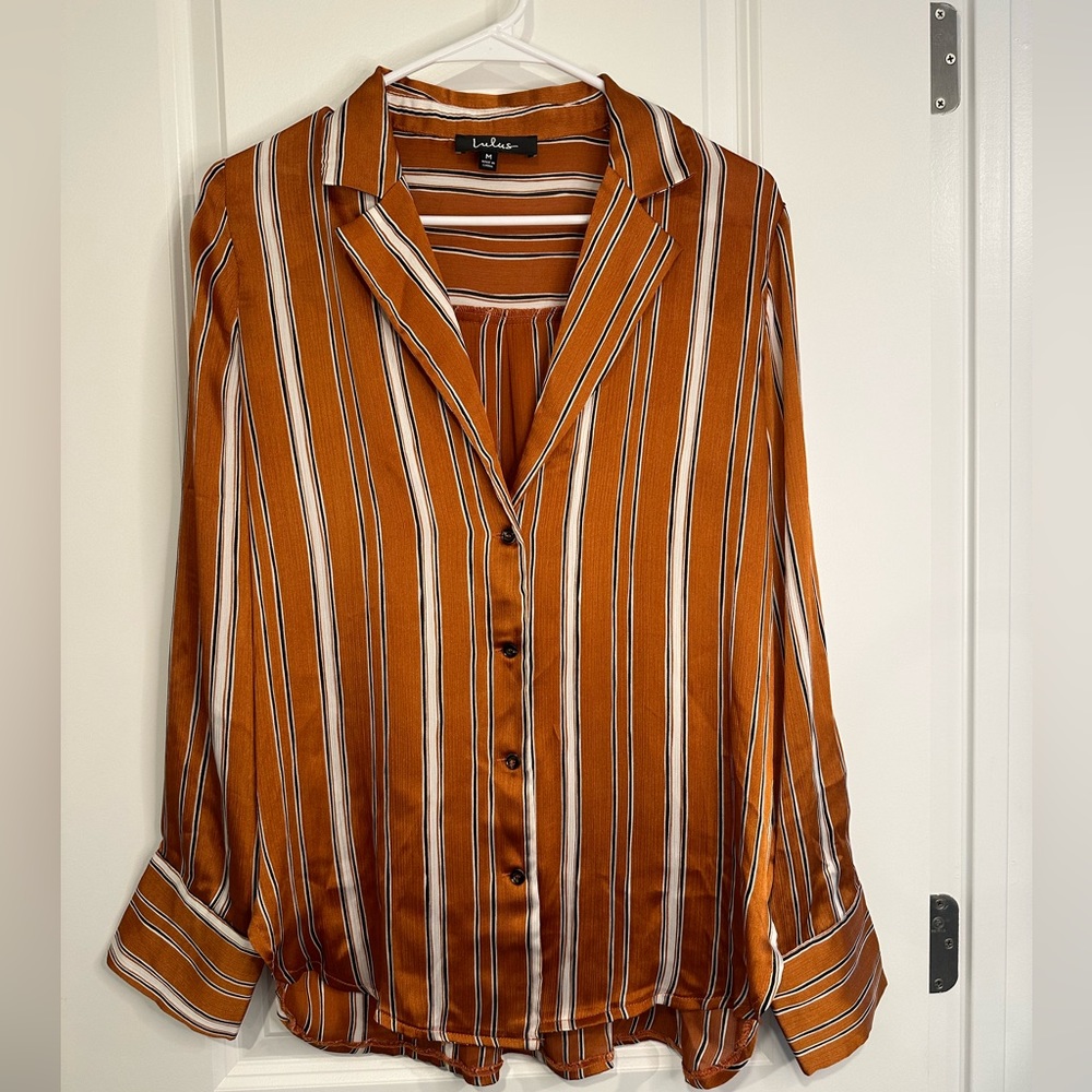 Lulus long sleeve striped button up.